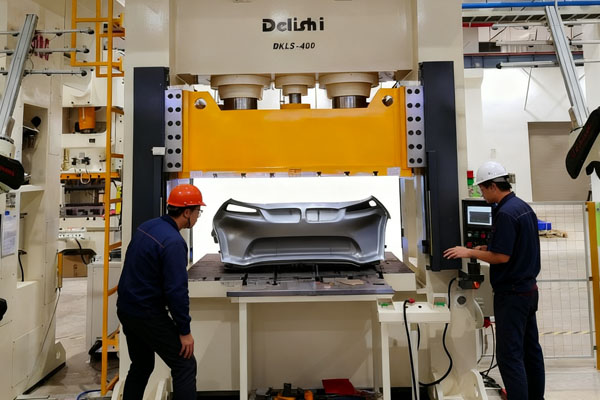 Hydraulic Press Machines in Modern Manufacturing